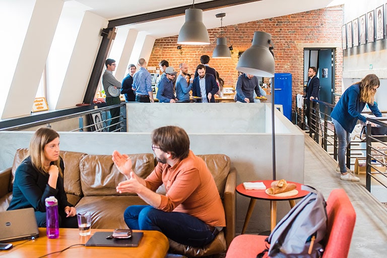 The difference between employee engagement and employee experience are often not obvious.