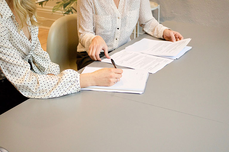Knowing how to have effective 1:1 meetings is essential for maximising the impact of all your performance management processes.