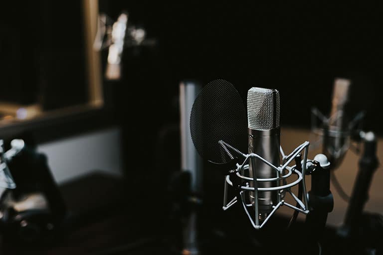 Our list of the 10 best HR podcasts (in our opinion) you should be listening to right now. 
