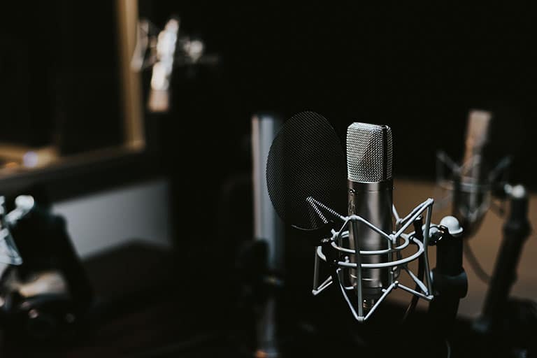 Our list of the 10 best HR podcasts (in our opinion) you should be listening to right now.